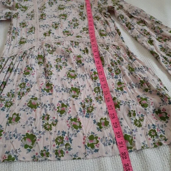Matilda Jane Women's Size M Pink Floral Like A Lady Bohemian Crochet Tunic Top - Picture 11 of 12